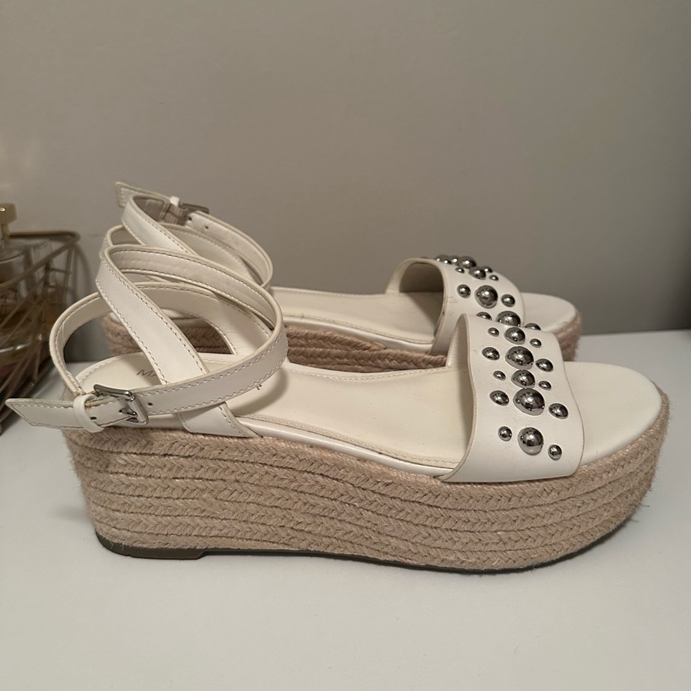 Platform Marc fisher sandals